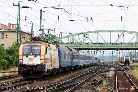Eurocity 140 "Hortobagy" Chop - Wien speeding through Komáron hauled by MAV 470.010