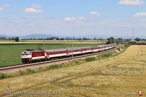 Intercity from Kosice to Bratislava passing by Drahovce with 350.012