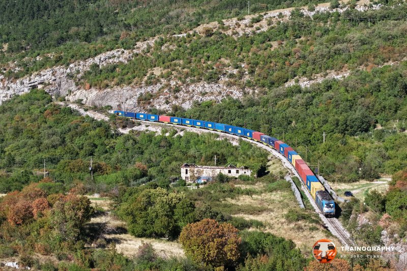 A large Adria Tranpost container train to Austria is seen at Zanigrad with 1216.922 pushing in the back