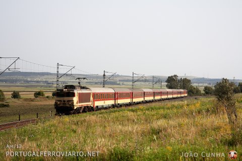 Heavy loaded Al Atlas train 308 from Oujda to Tanger climbs to Arbaoua