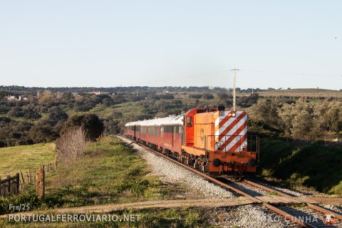 Al Andalus in Portugal! CP 1554 climbing from Elvas to Torre das Vargens with a certification run to approve Spanish coaches in Portugal