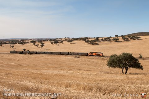 Near Monte dos Mestres, 1905 hauls train 55982/3 from the mines to the Setúbal port in a typical Alentejo landscape