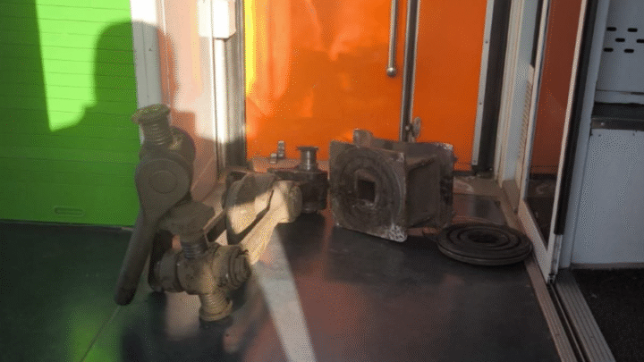 IC 572 quebrou engate em andamento